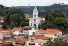 Filho de ex-vice-prefeito de Pardinho está entre funcionários afastados por compras irregulares