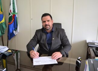 TCE aprova contas de 2024 de ex-prefeito Jô Silvestre