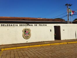 Homem é preso por agredir ex-companheira durante festa de aniversário em Avaré