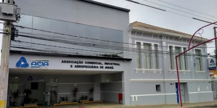 Avare-acia