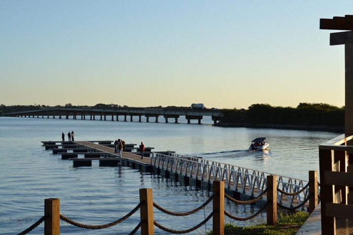 Turismo-Avare-Pier-no-Camping-Municipal