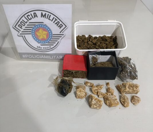 Polícia Militar descobre ponto de tráfico em chácara e prende homem com drogas em Manduri