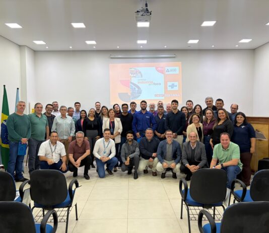 Sebrae-SP participa de encontro de indústrias e reforça apoio ao setor em Avaré