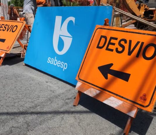 Obras da Sabesp interditam trechos no centro de Avaré nesta sexta-feira (25)