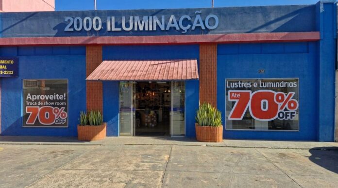 2000 fachada